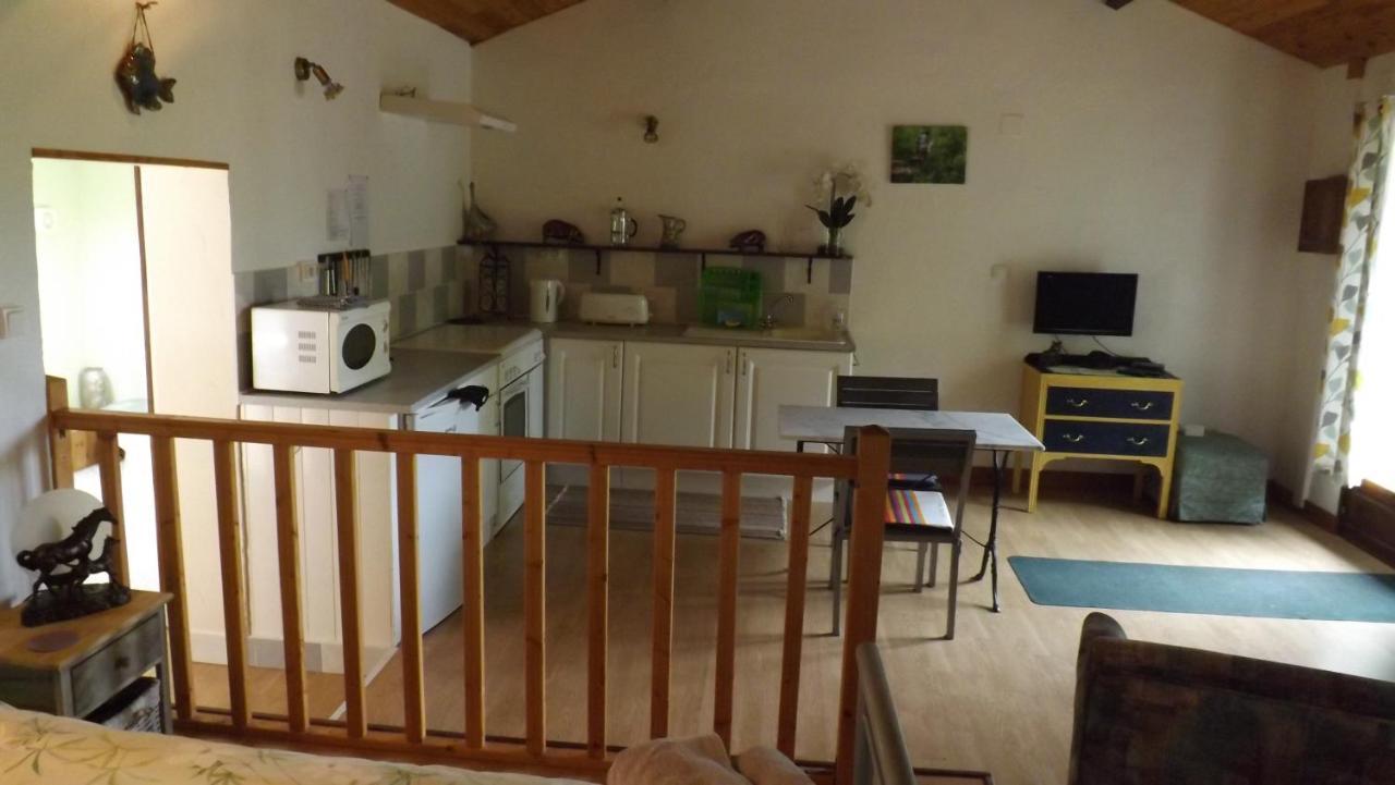 Breesfalt Gite Accomodation Βίλα Maisonnais-Sur-Tardoire Εξωτερικό φωτογραφία