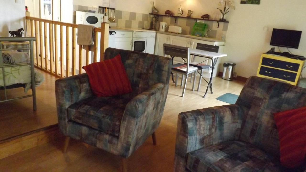 Breesfalt Gite Accomodation Βίλα Maisonnais-Sur-Tardoire Εξωτερικό φωτογραφία